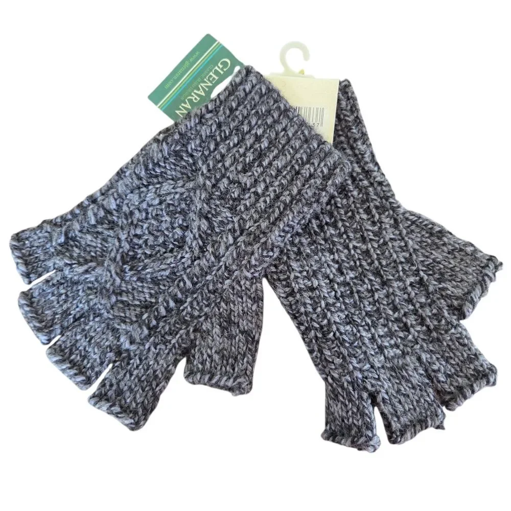 NWT Hand Knit Fingerless Gloves Made in Ireland 100% merino wool SOFT S Gray